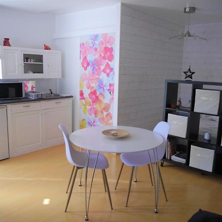 Studio De Fontaine Apartment Luaran gambar