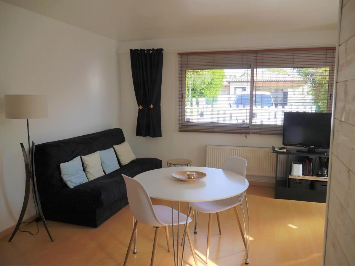Studio De Fontaine Apartment Luaran gambar