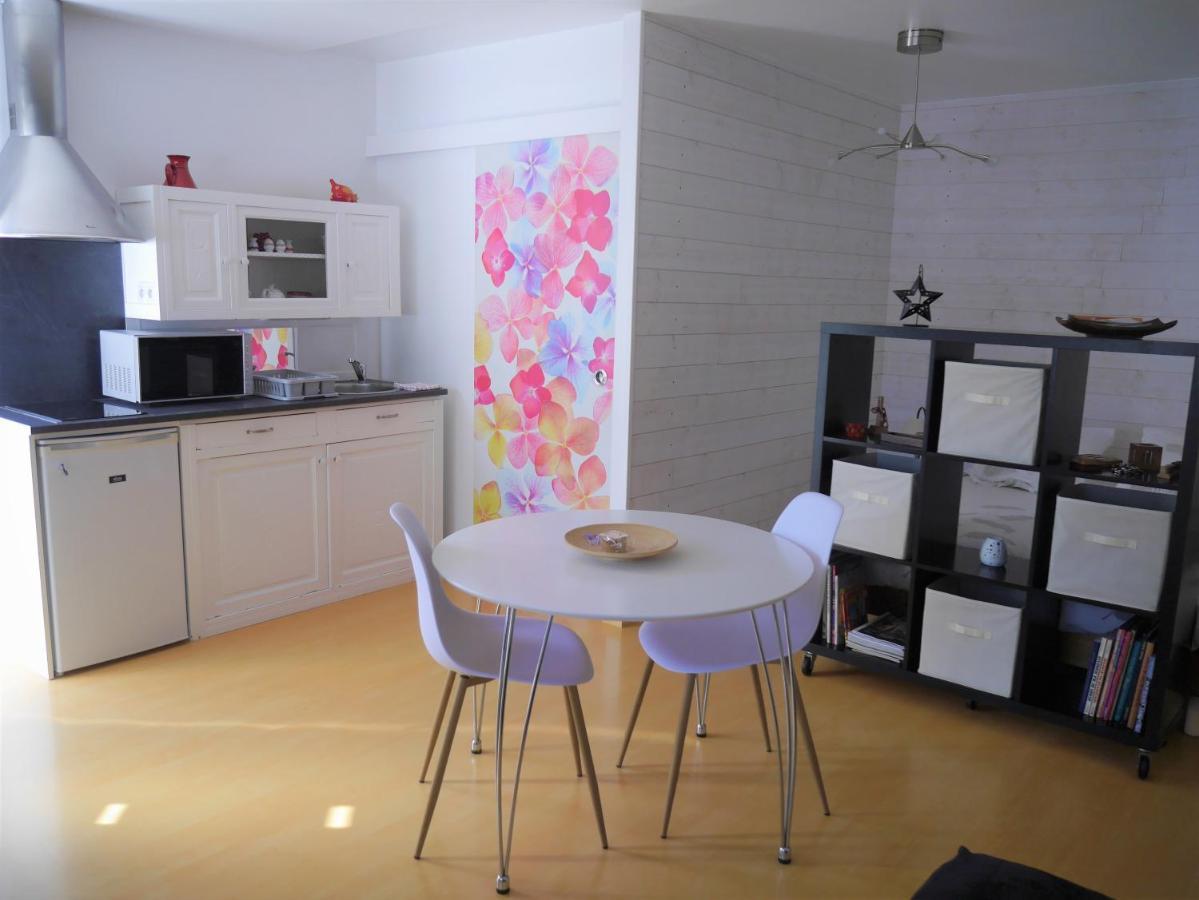 Studio De Fontaine Apartment Luaran gambar