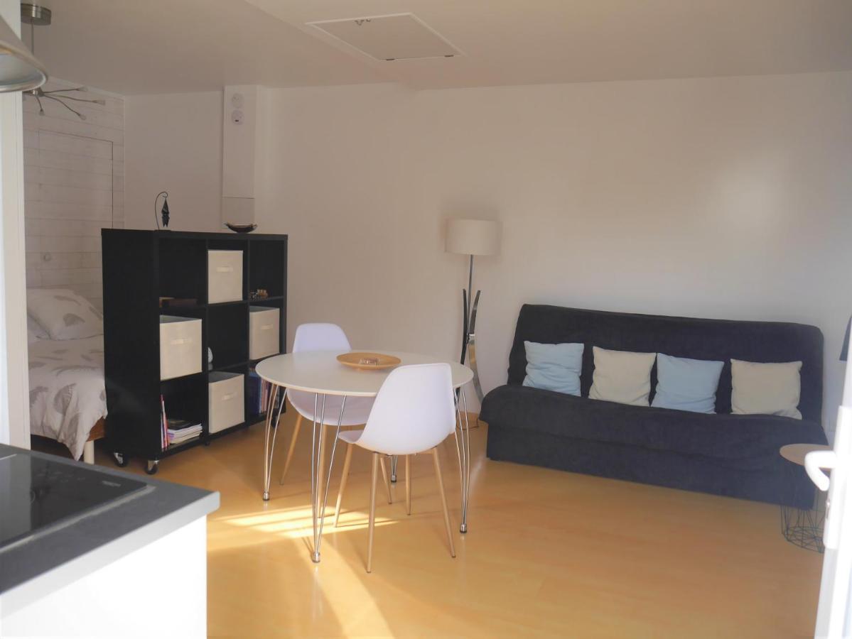 Studio De Fontaine Apartment Luaran gambar